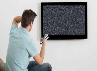 تشخیص نویز و نوسان برق در تلویزیون؛ خطرات و راه‌ های پیشگیری